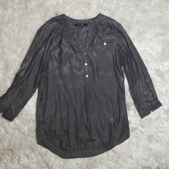 Shirt - Picture 2 of 6